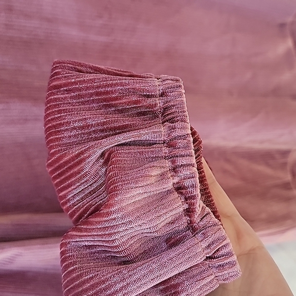 Heartloom Velvet Blouse in Dusty Rose - Picture 5 of 10